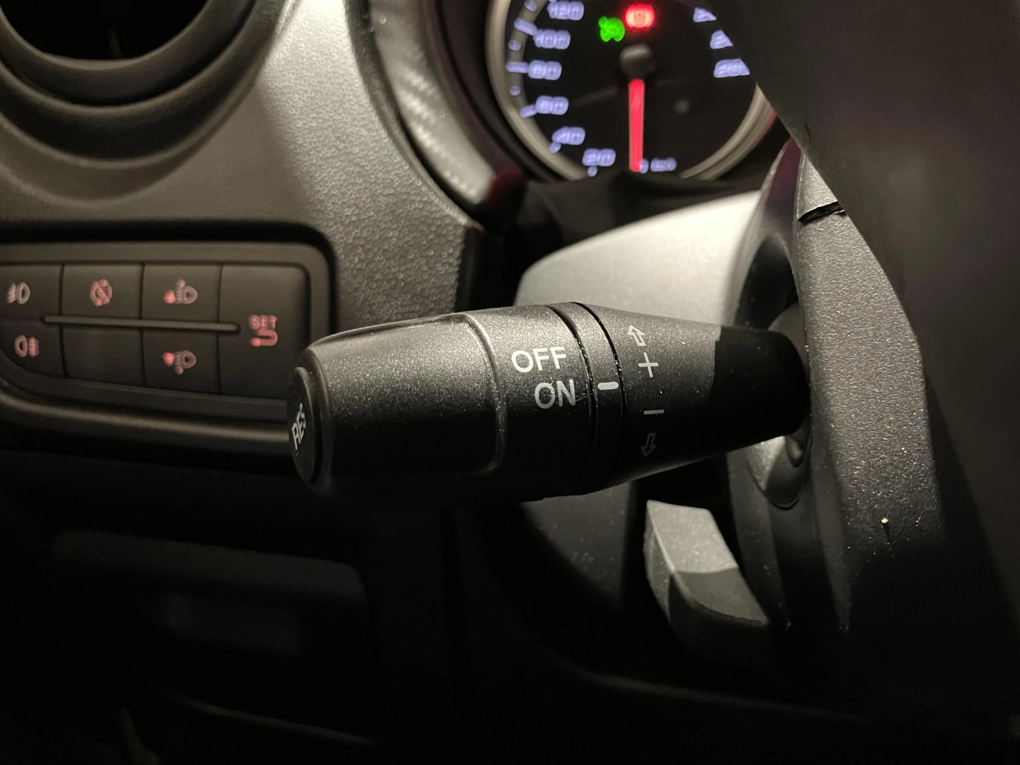 Alfa Romeo-MiTo-image-19