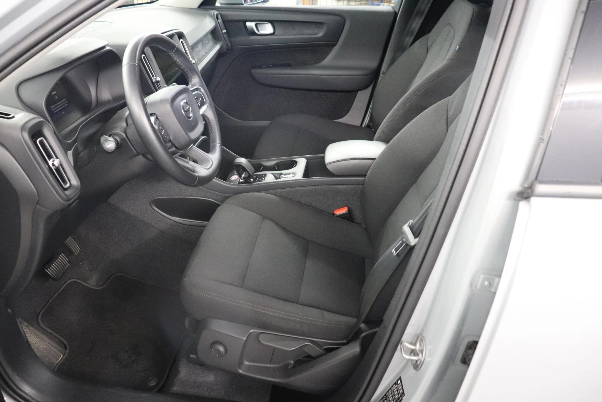 Volvo-XC40-image-11