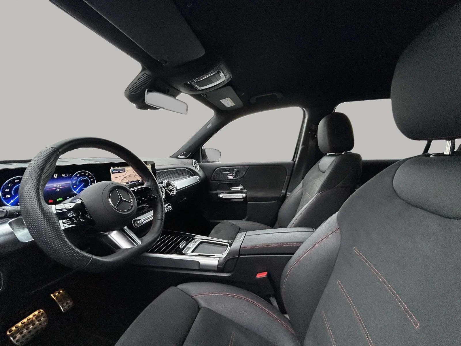 Mercedes-Benz-EQB-image-9