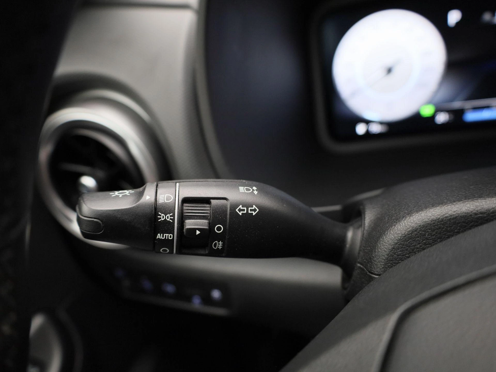 Hyundai-Kona-image-24