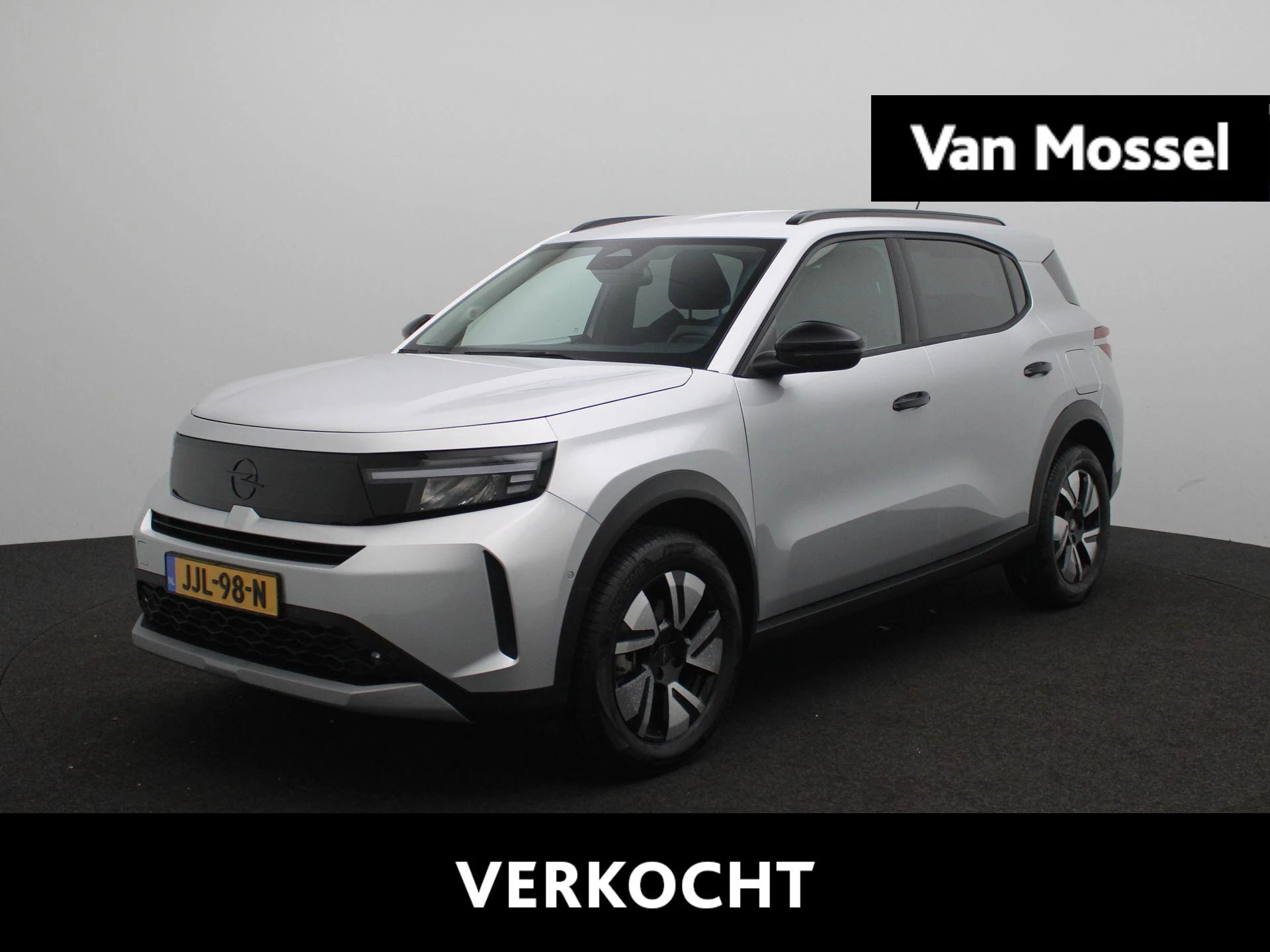 Opel-Frontera-image-0