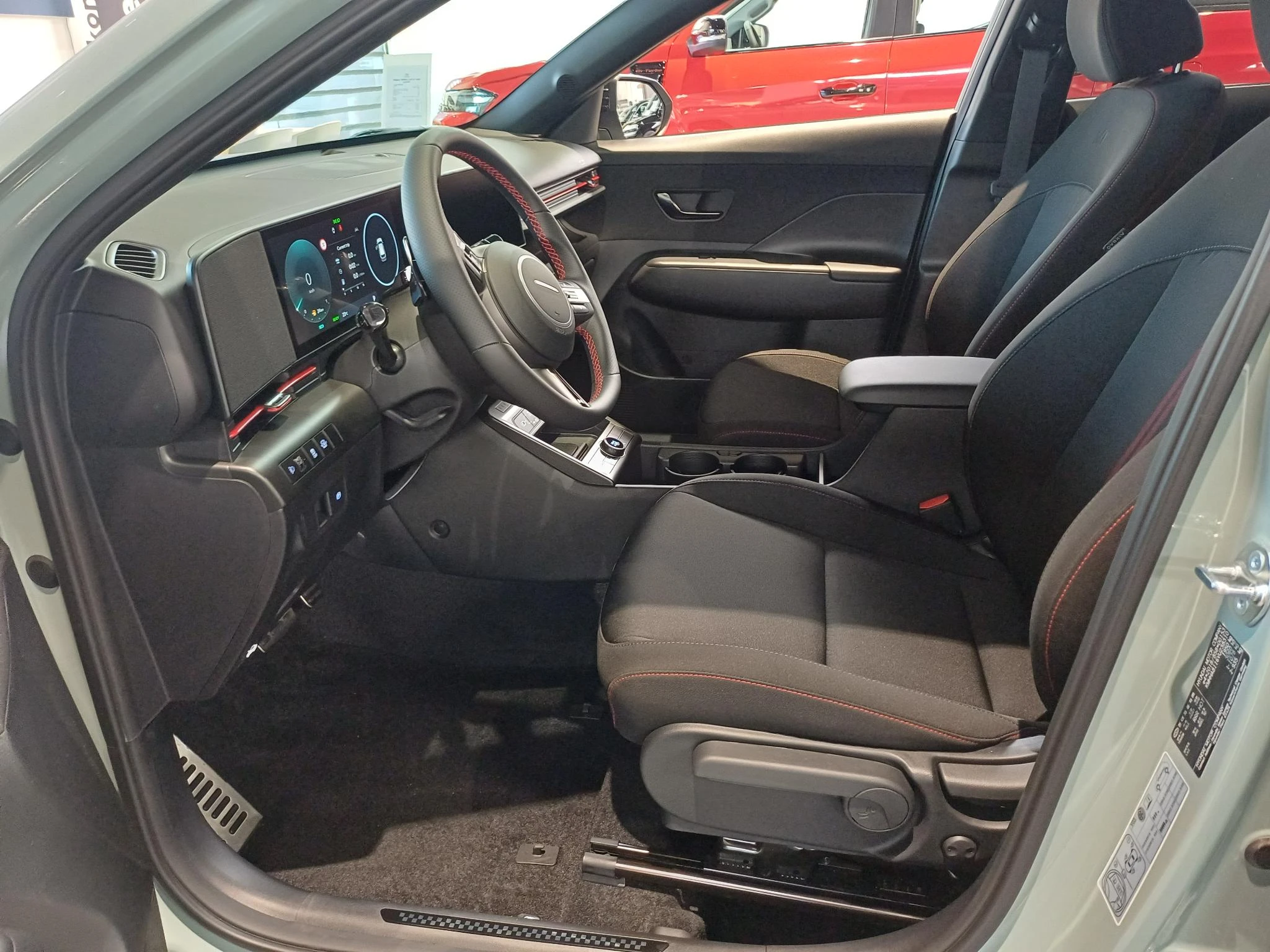 Hyundai-Kona-image-12
