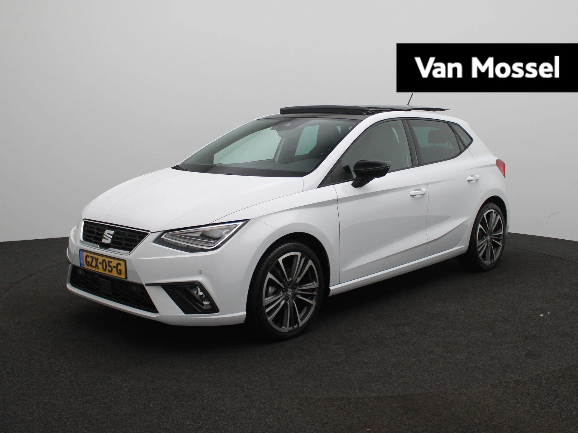 SEAT-Ibiza-image-0