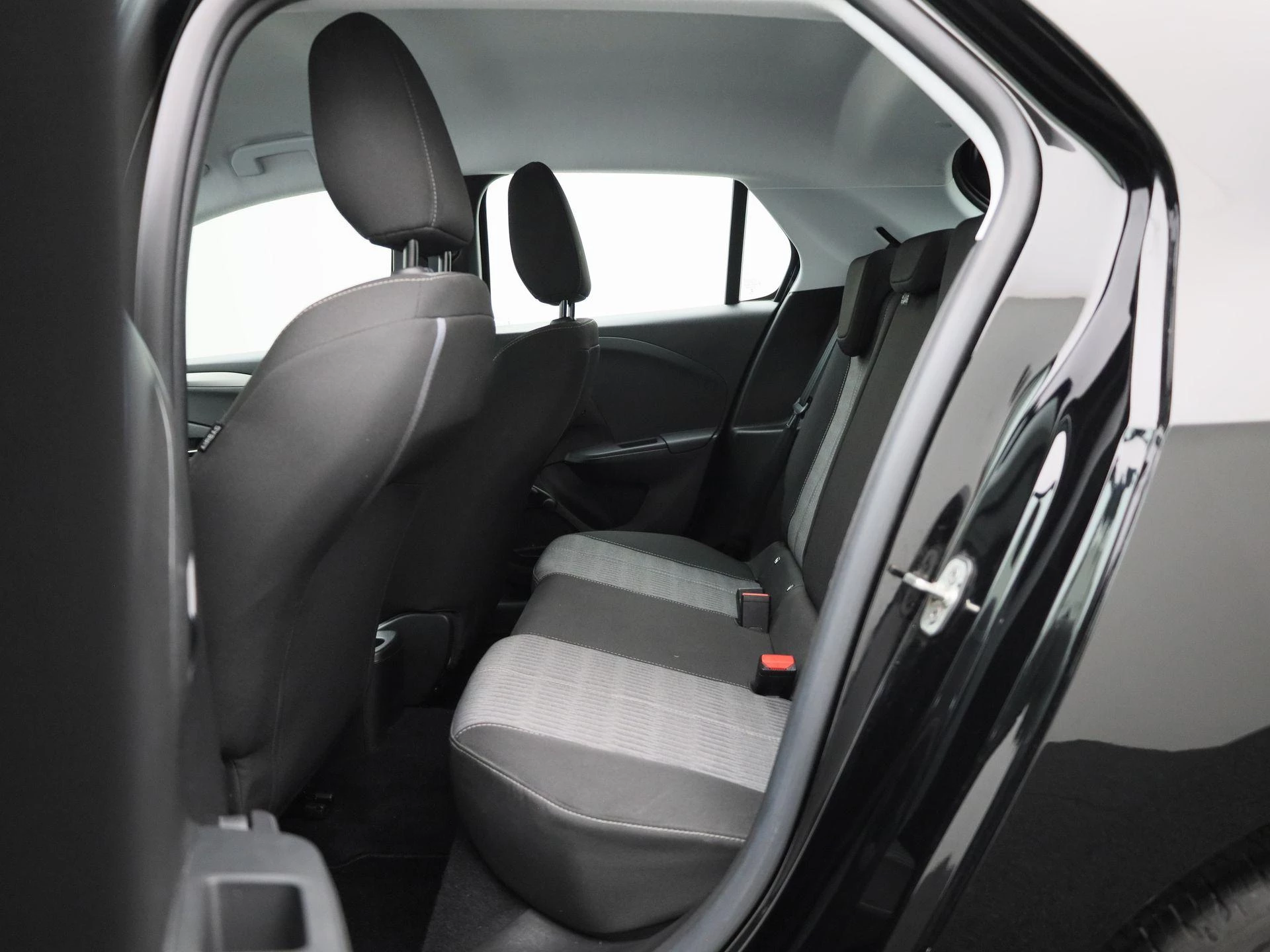 Opel-Corsa-image-11