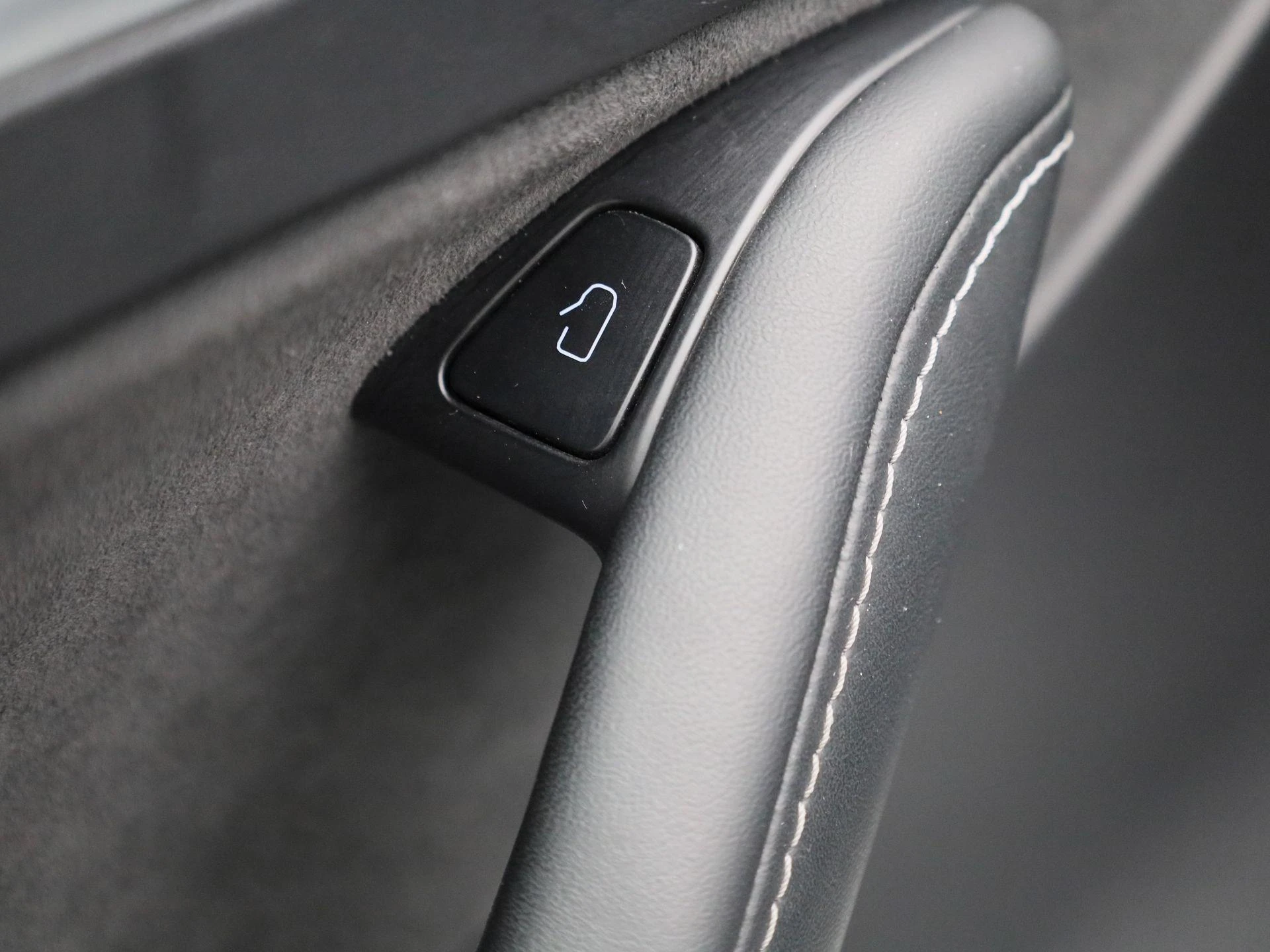 Tesla-Model Y-image-32