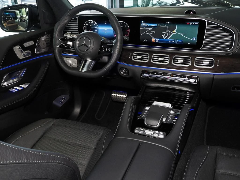 Mercedes-Benz-GLS 450 d-image-11
