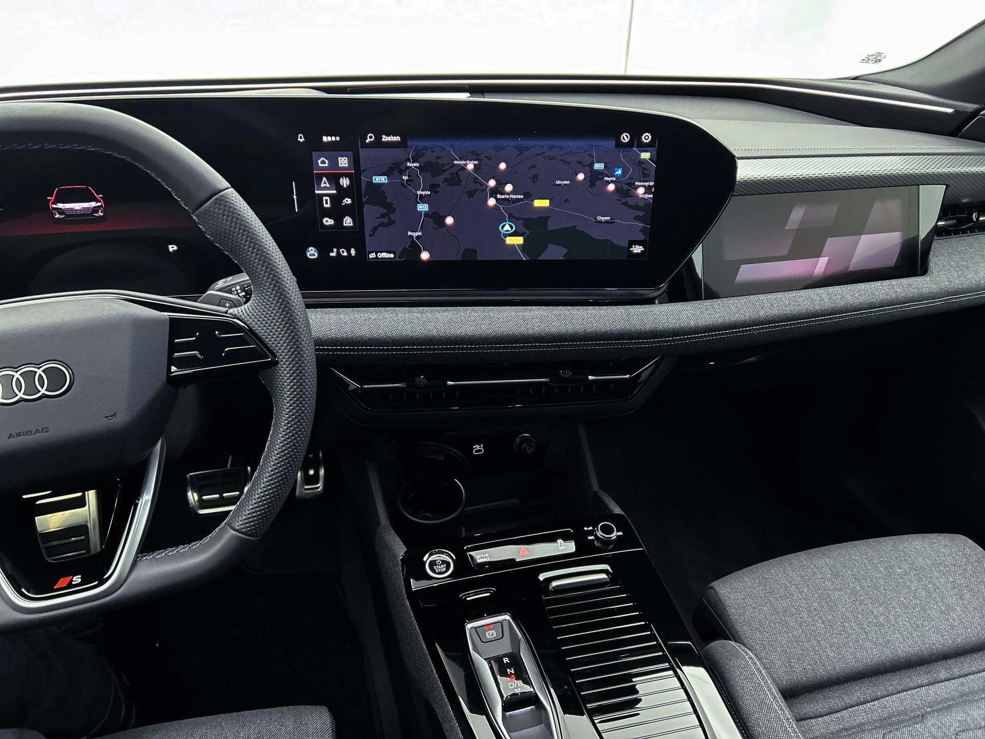 Audi-A6 Sportback e-tron-image-12