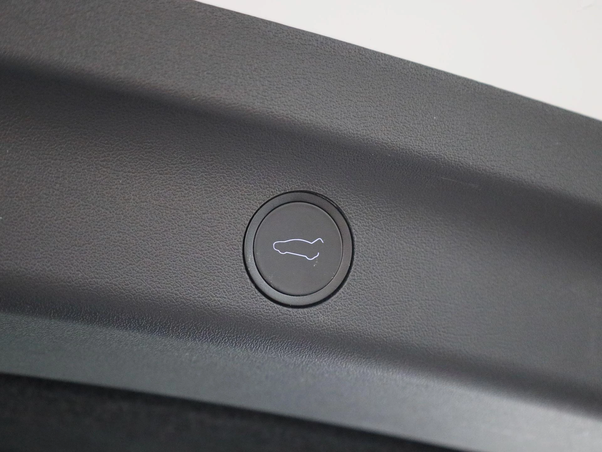 Tesla Model Y Long Range Dual Motor AWD
