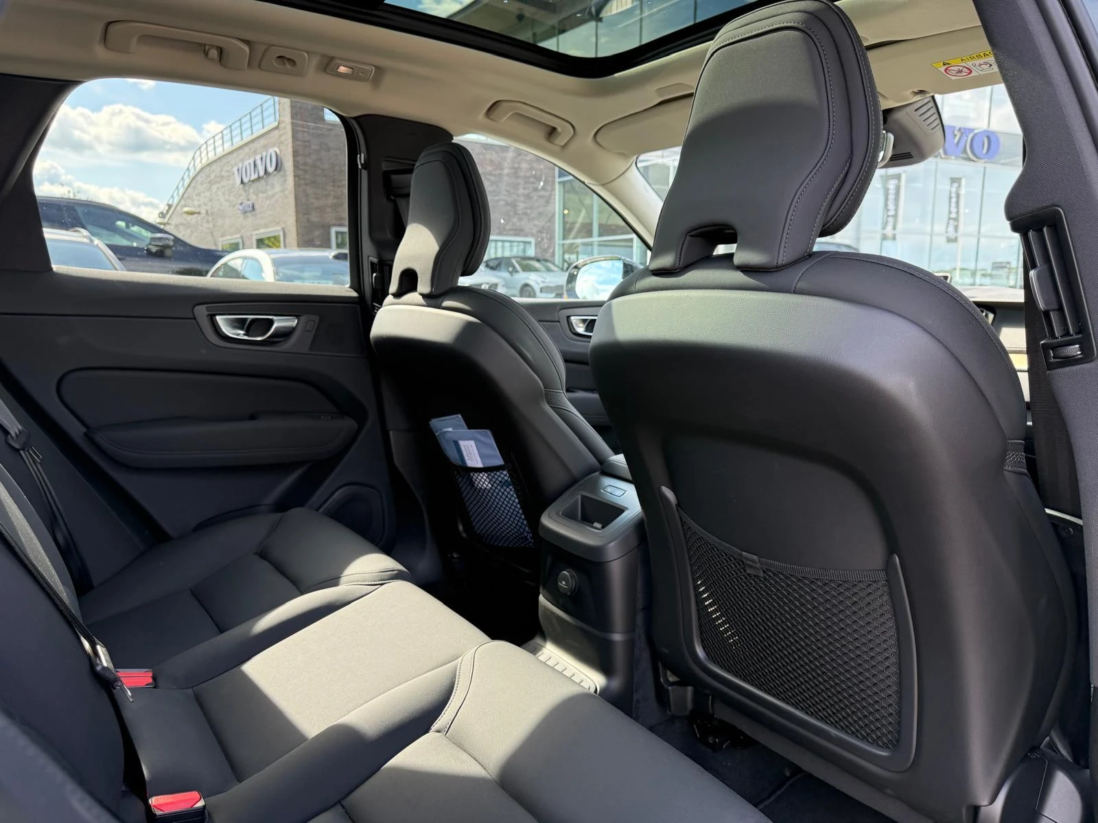 Volvo-XC60-image-16