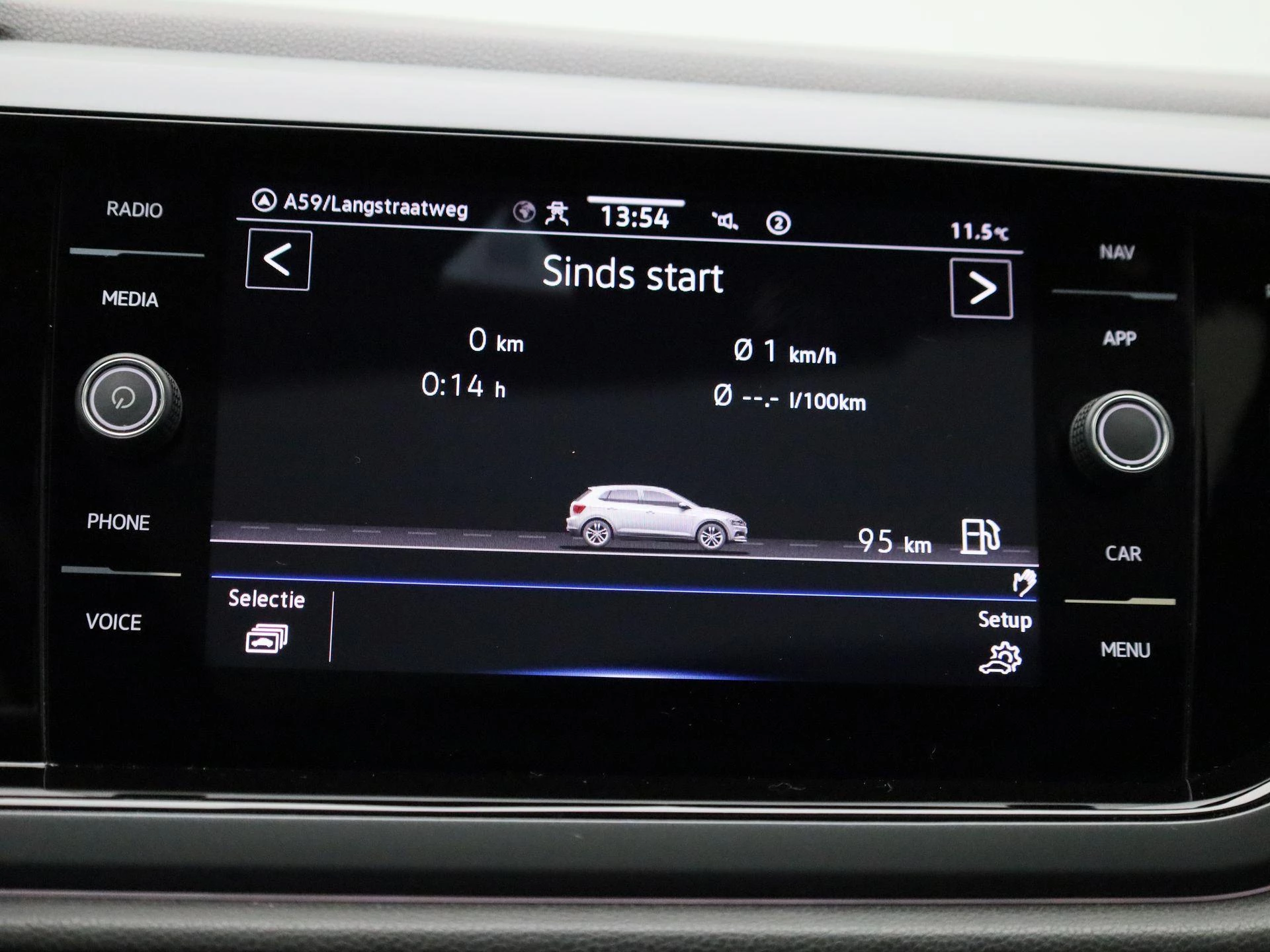 Volkswagen-Polo-image-20
