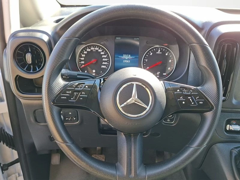 Mercedes-Benz Vito 116 NEUES MODELL AHK NAVI KAMERA TEMPOMAT