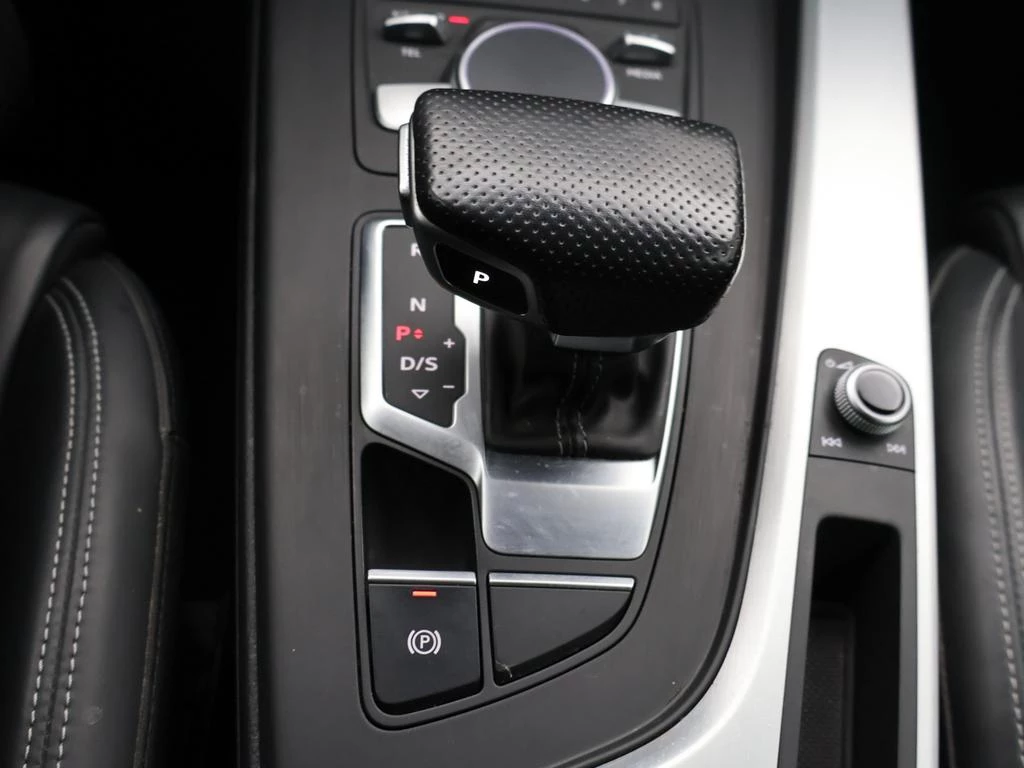 Audi A5 Sportback Audi A5 Sportback 2.0TFSI QUATTRO 252PK 3X S line *AUTOMAAT*LEDER*CAMERA*SPORTZETELS*CRUISE*...*