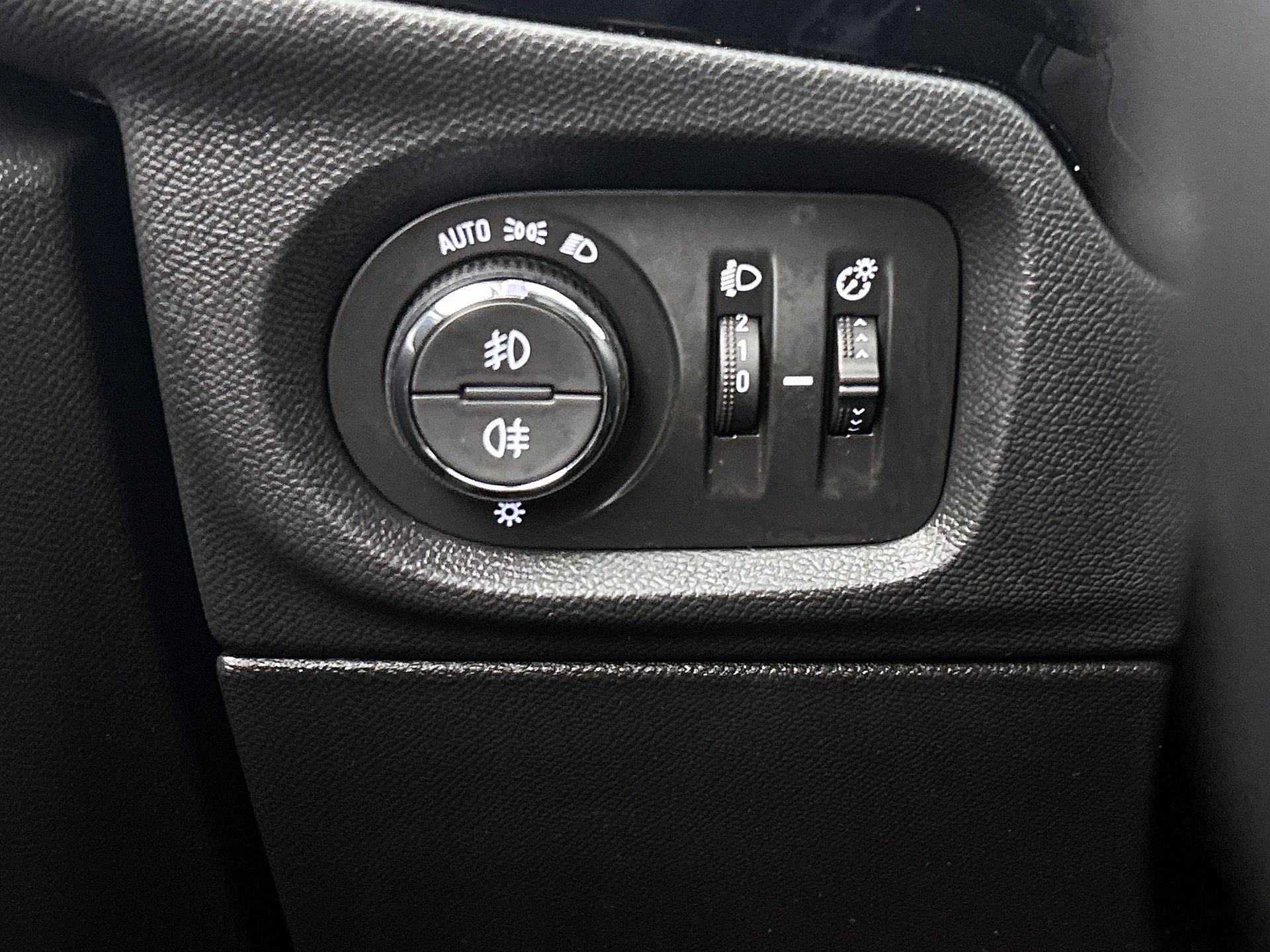 Opel-Corsa-image-19
