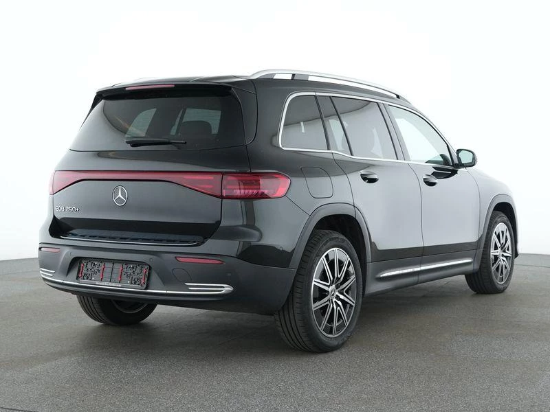 Mercedes-Benz-EQB-image-2