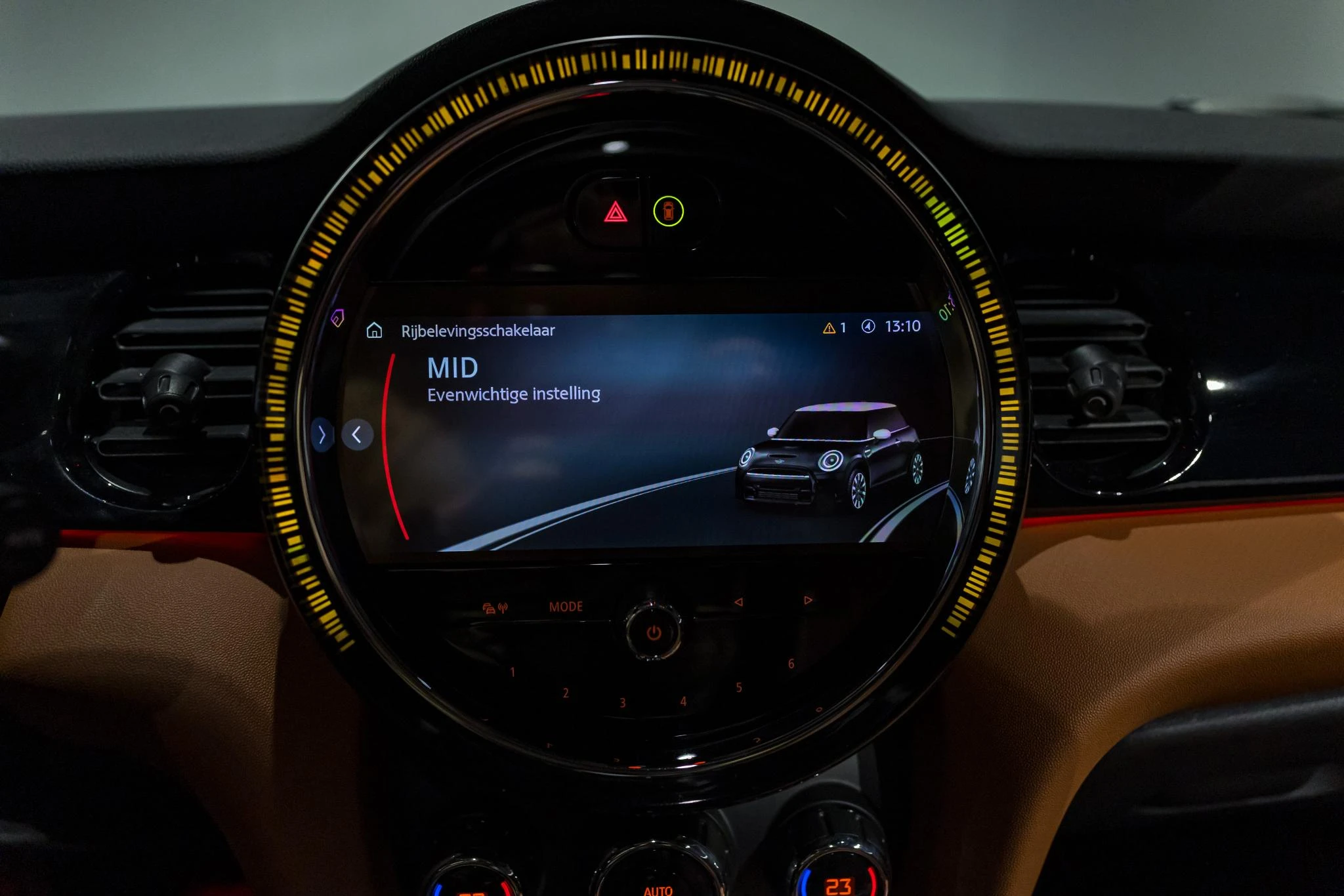MINI-Cooper-image-34