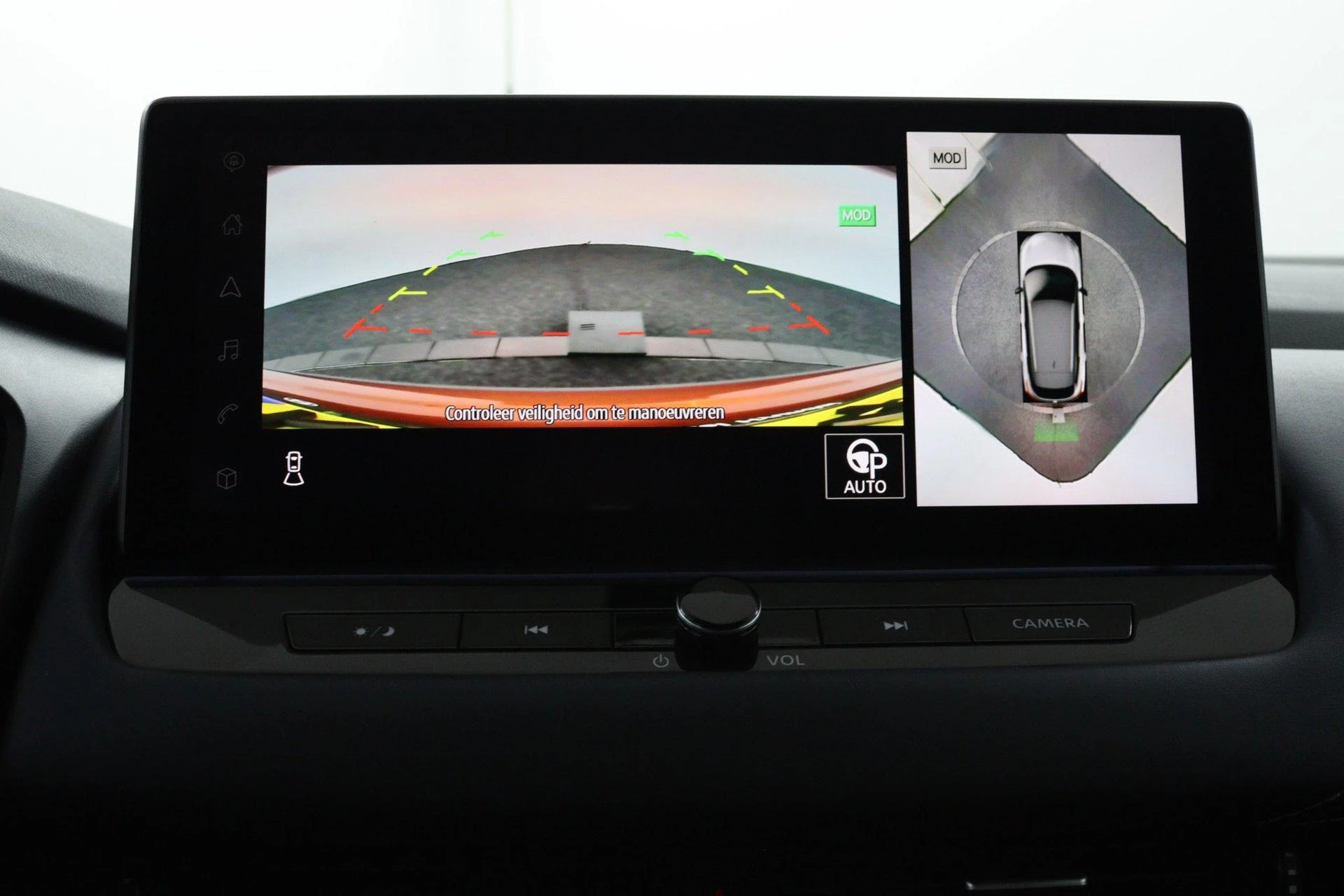 Nissan-QASHQAI-image-12