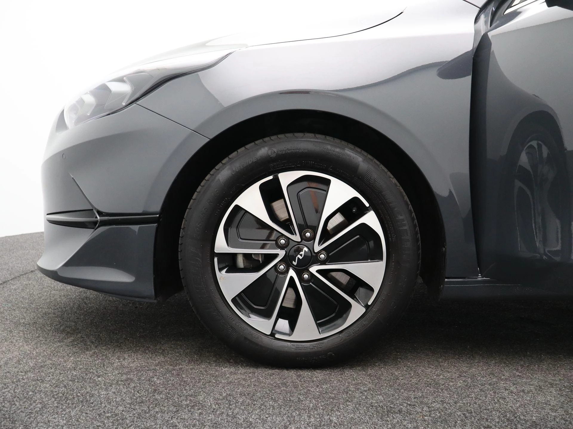 Kia-Ceed Sportswagon-image-16