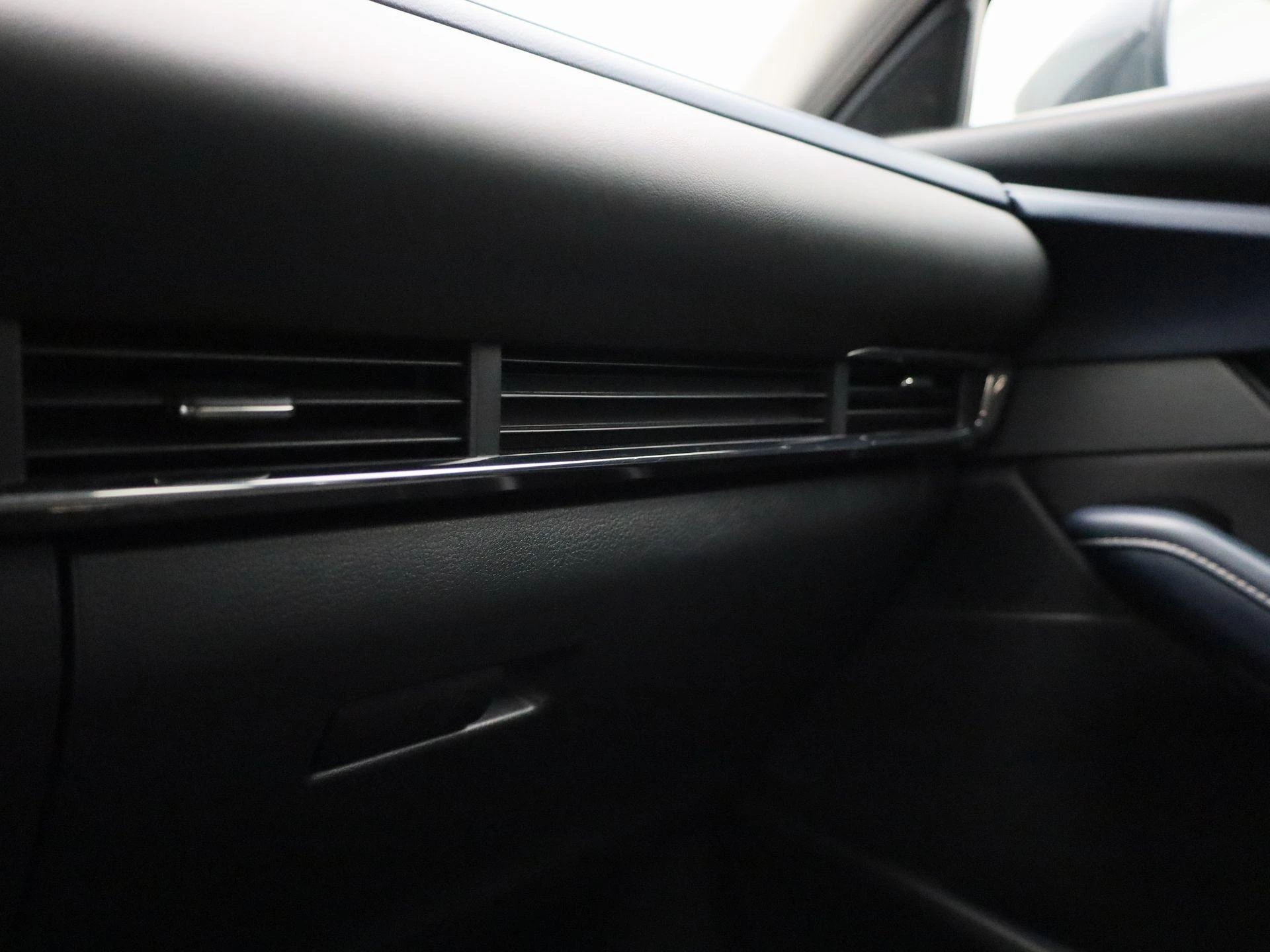 Mazda-CX-30-image-24