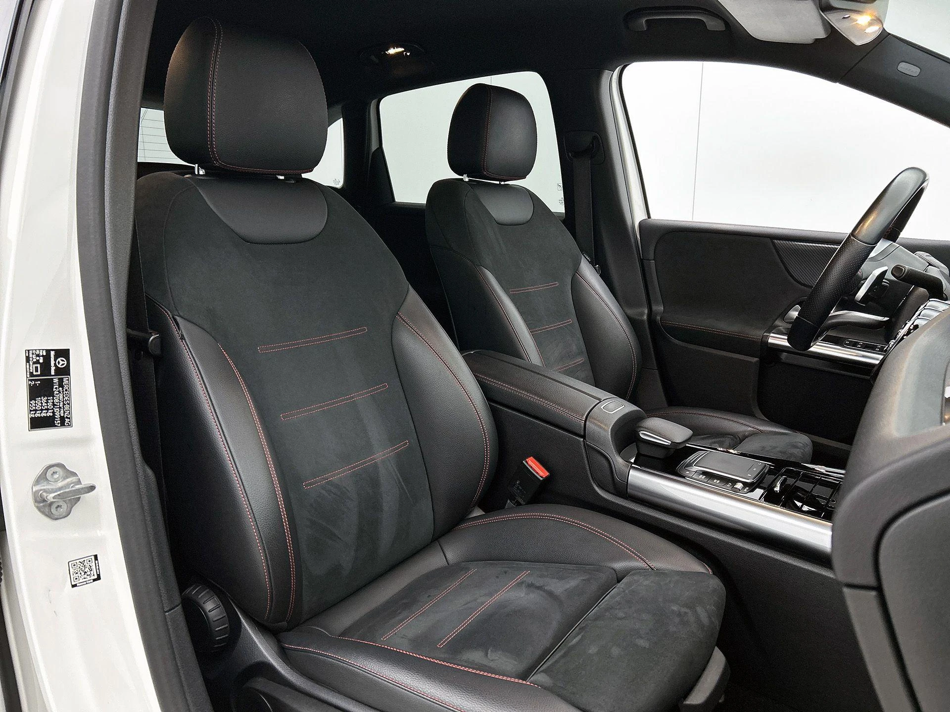 Mercedes-Benz-B-Klasse-image-39