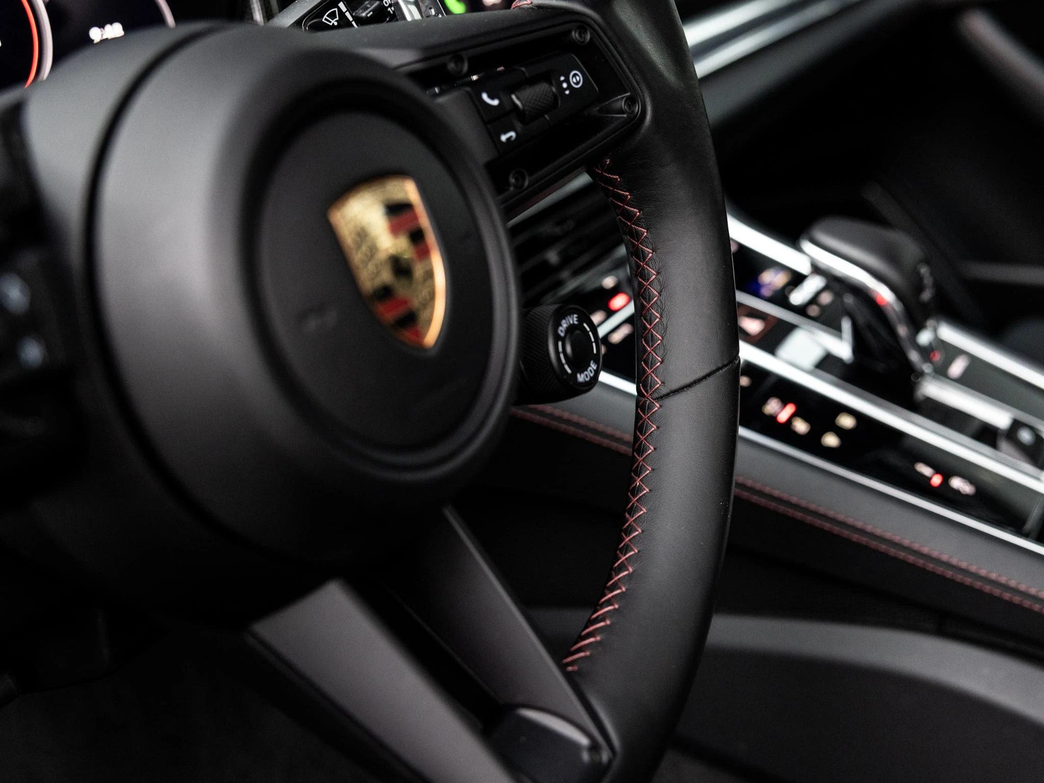 Porsche-Panamera-image-34