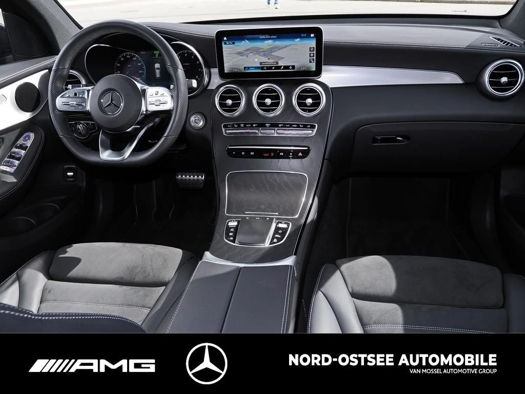 Mercedes-Benz GLC 200 4M AMG NIGHT DIST TEMPO MBUX LED AMG Line