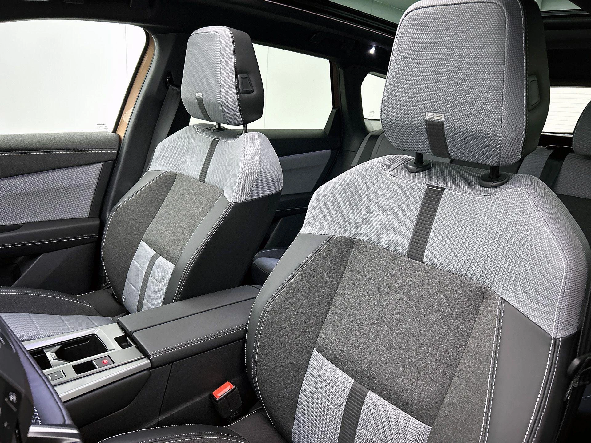 Opel-Grandland-image-12