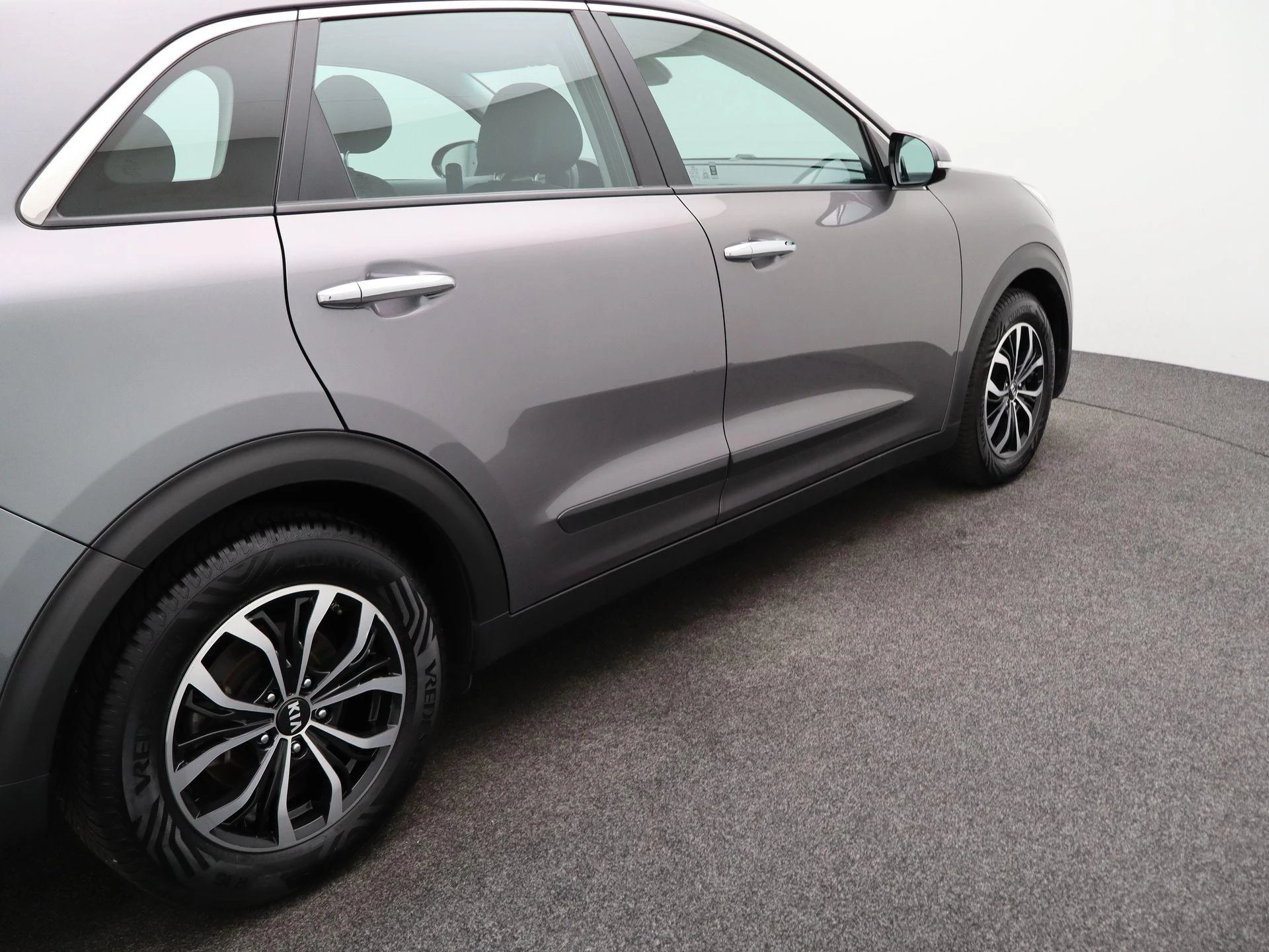 Kia-Niro-image-38