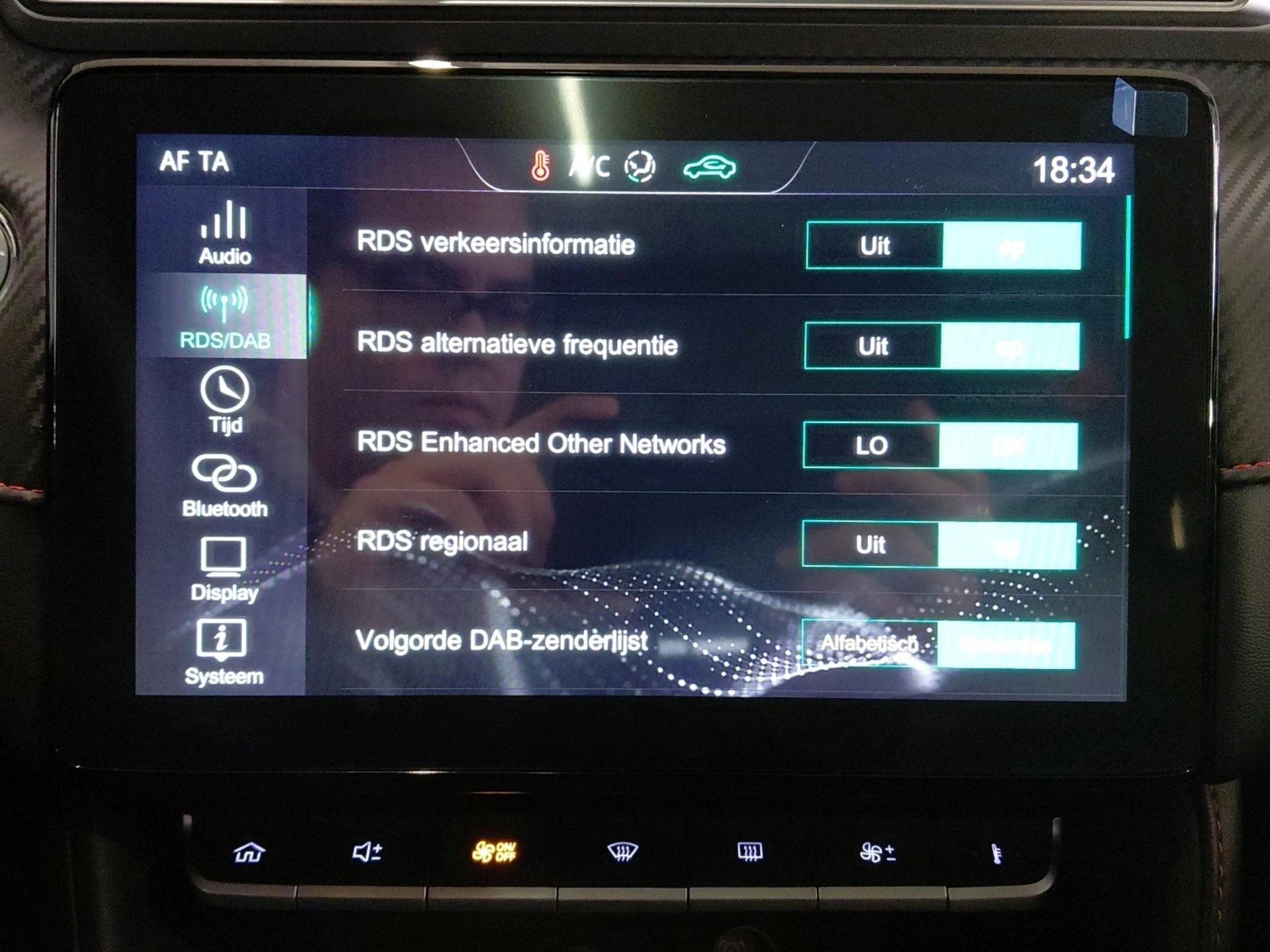 MG ZS ZS ICE 1.0 MT LUXURY FWD