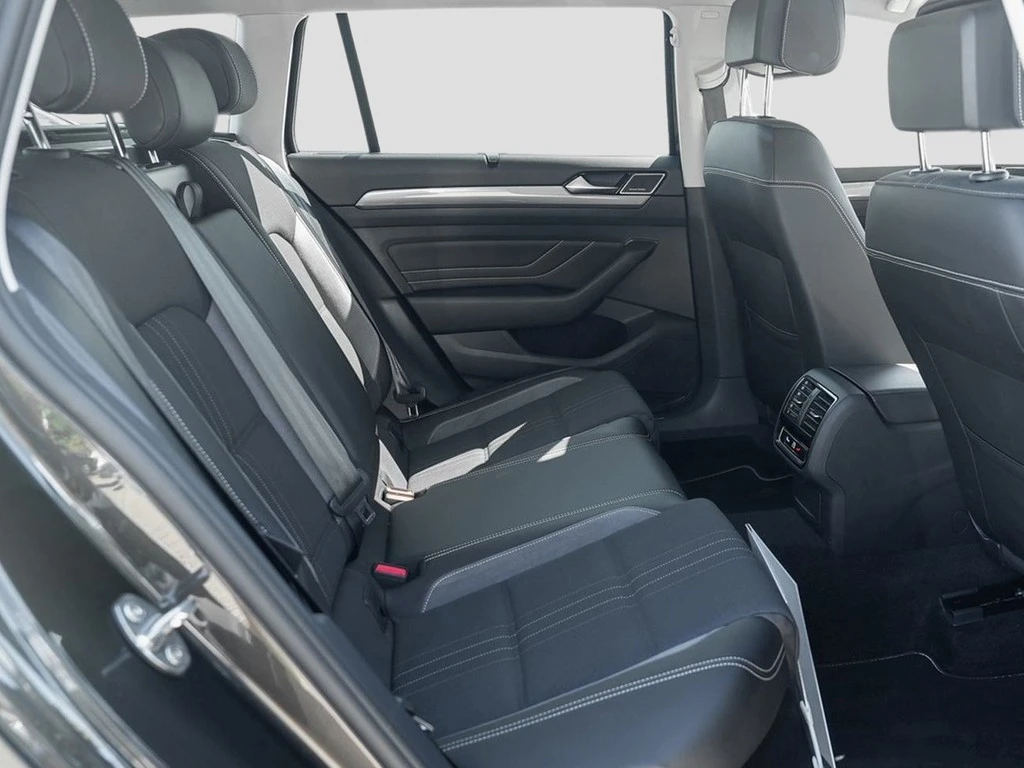Volkswagen-Passat-image-9