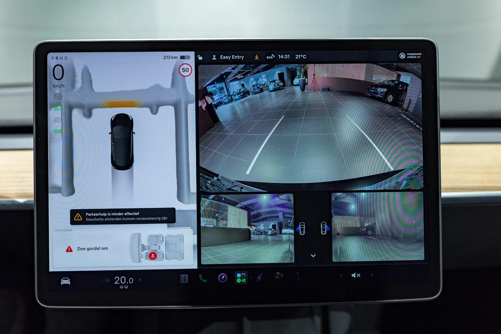 Tesla-Model 3-image-11