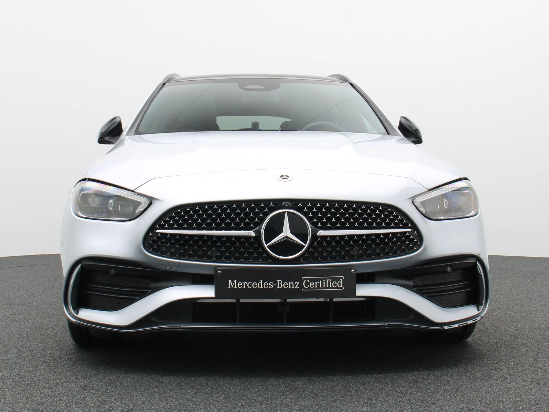Mercedes-Benz C-Klasse 300 e AMG Line Estate + PANORAMISCH DAK + DIGITAL LIGHT + BURMESTER +