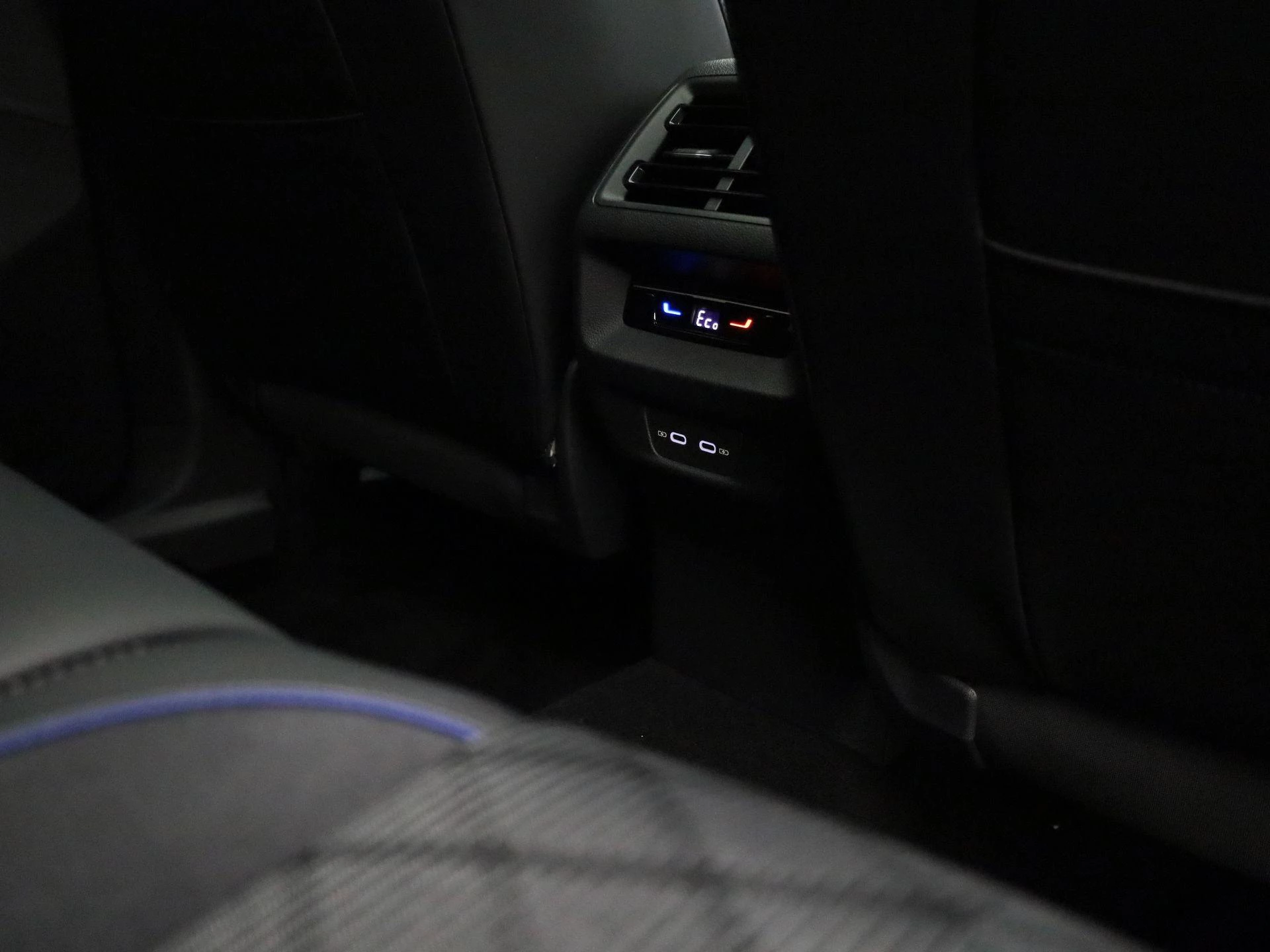 Volkswagen-Tayron-image-45