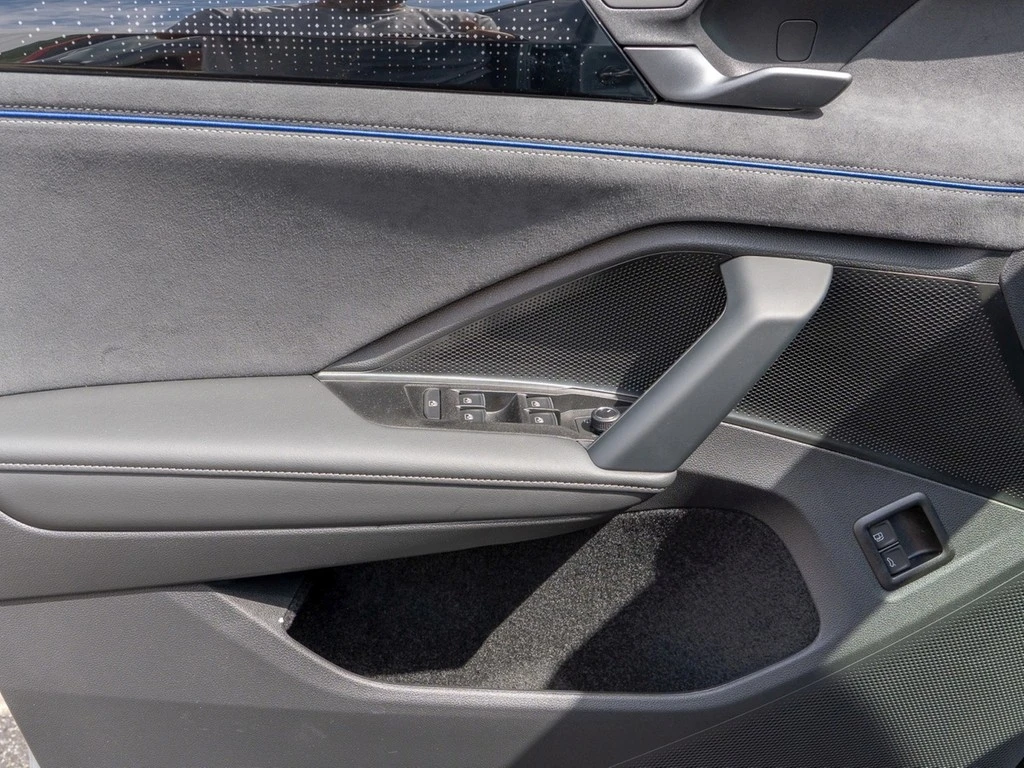 Volkswagen-Tiguan-image-17