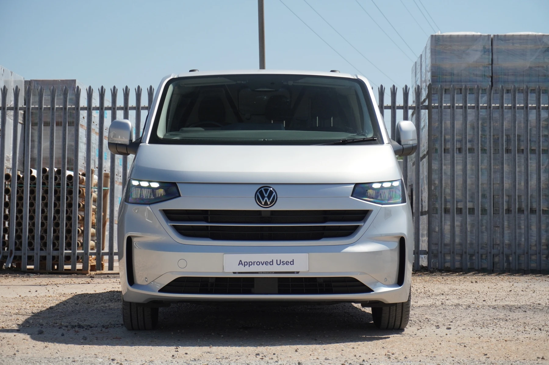 Volkswagen-Transporter-image-6