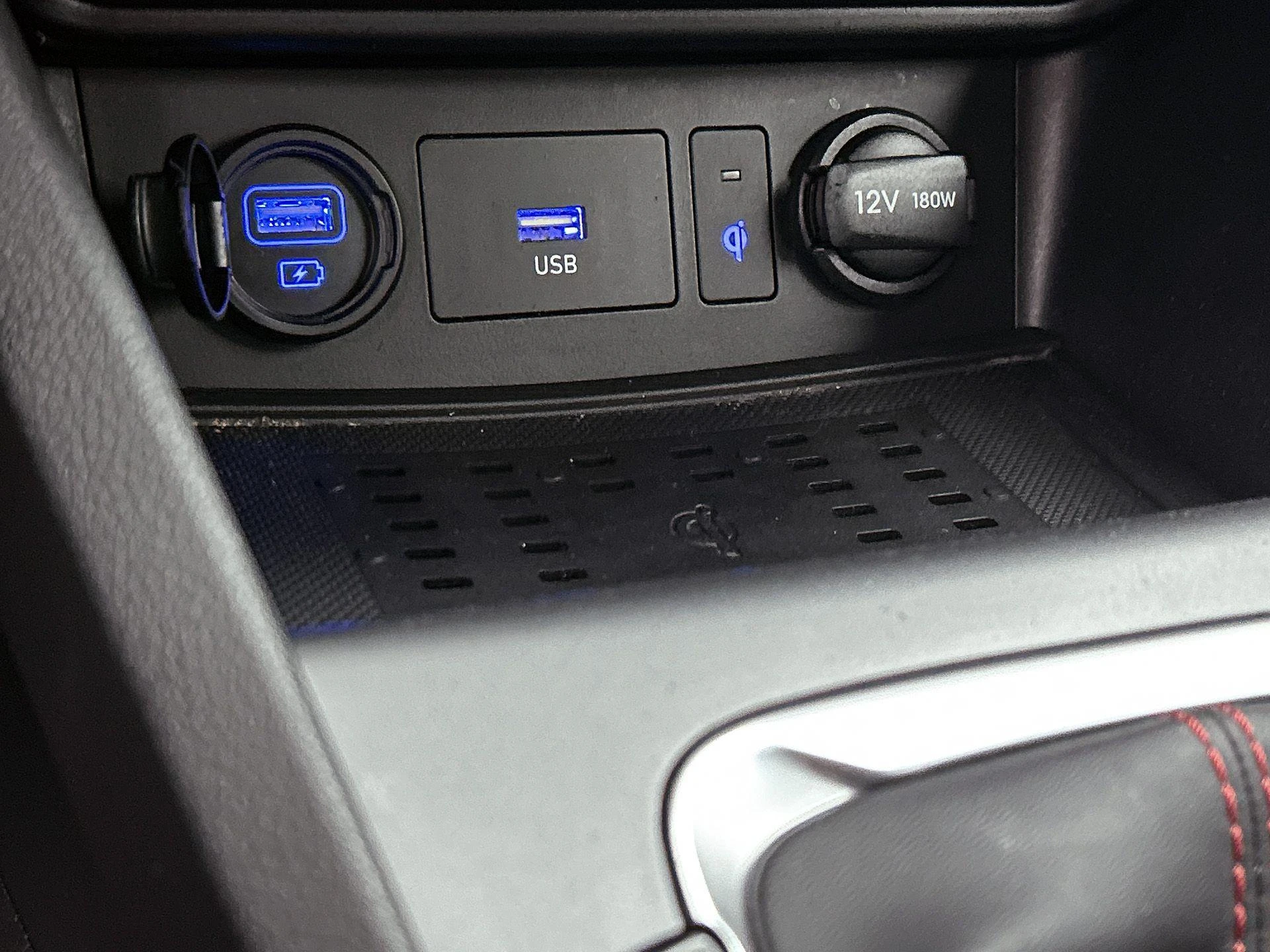 Hyundai-Kona-image-36