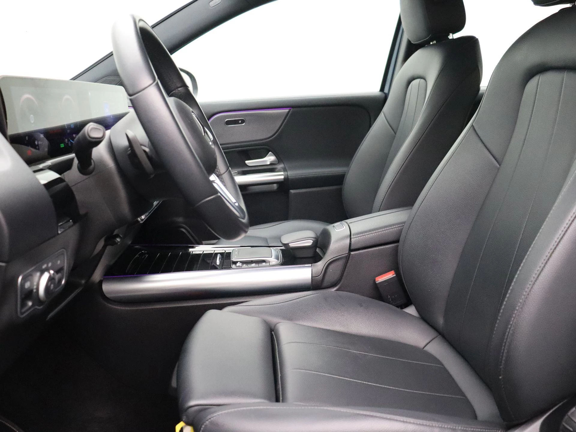 Mercedes-Benz GLA 250 e Business Line + LEDER + CAMERA +