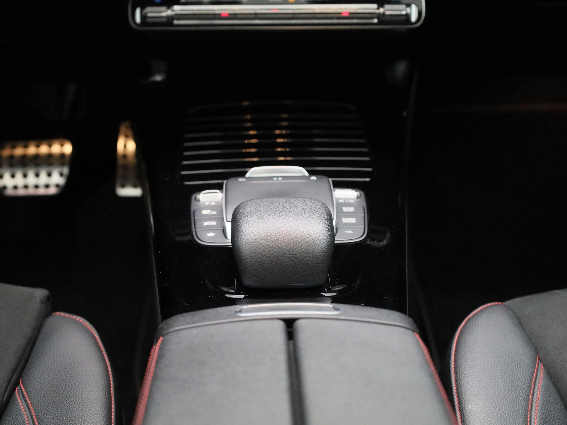 Mercedes-Benz CLA 200 Business Solution AMG