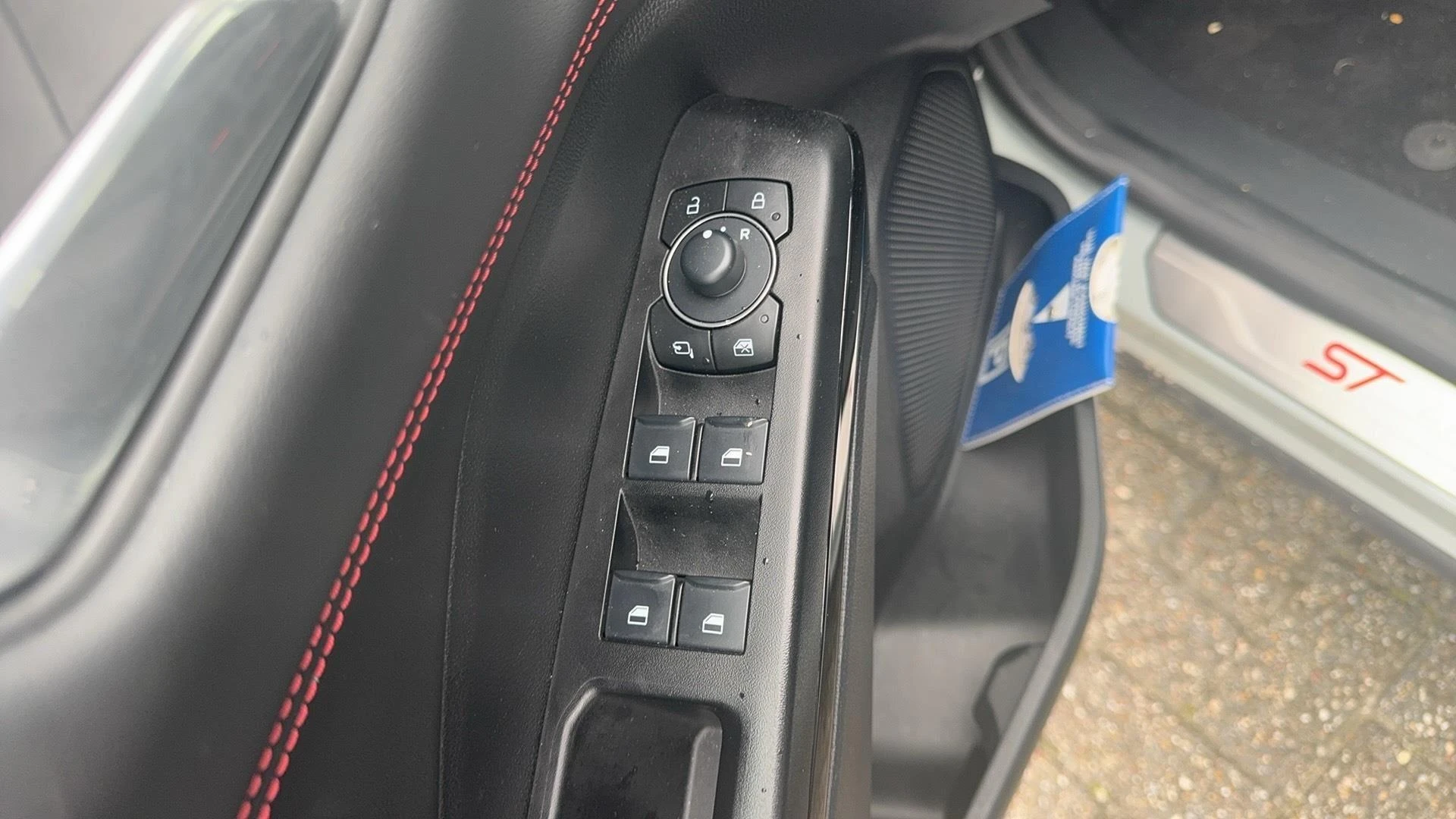 Ford Puma 1.0 EcoBoost Hybrid ST-Line X
