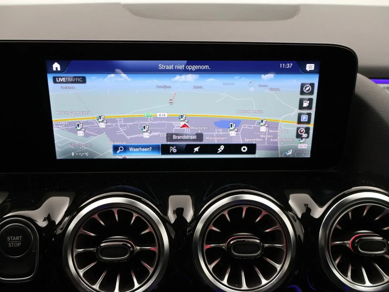 Mercedes-Benz-EQA-image-28