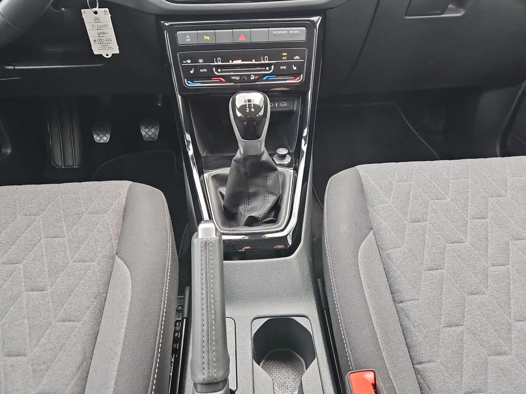 Volkswagen T-Cross 1.0 TSI Life *Navi*APP*