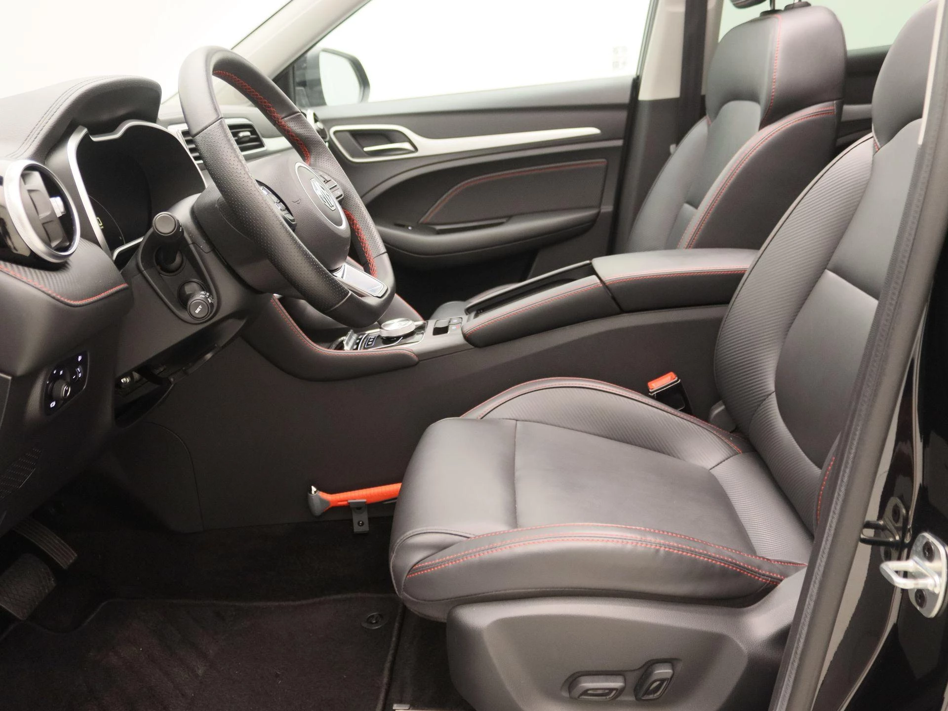 MG ZS EV Standard Range Luxury 50 kWh