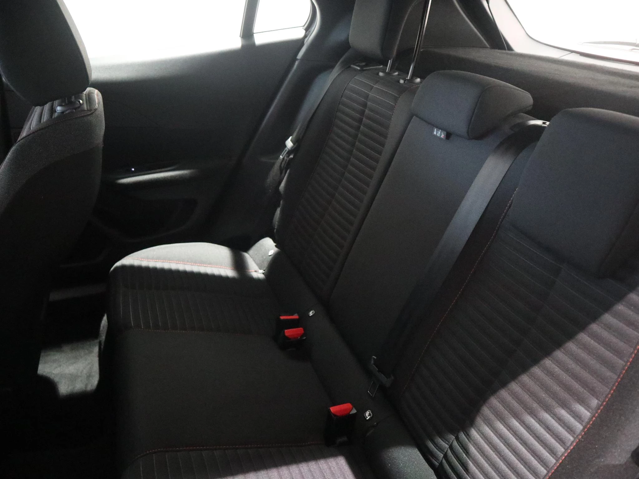 Peugeot-2008-image-17