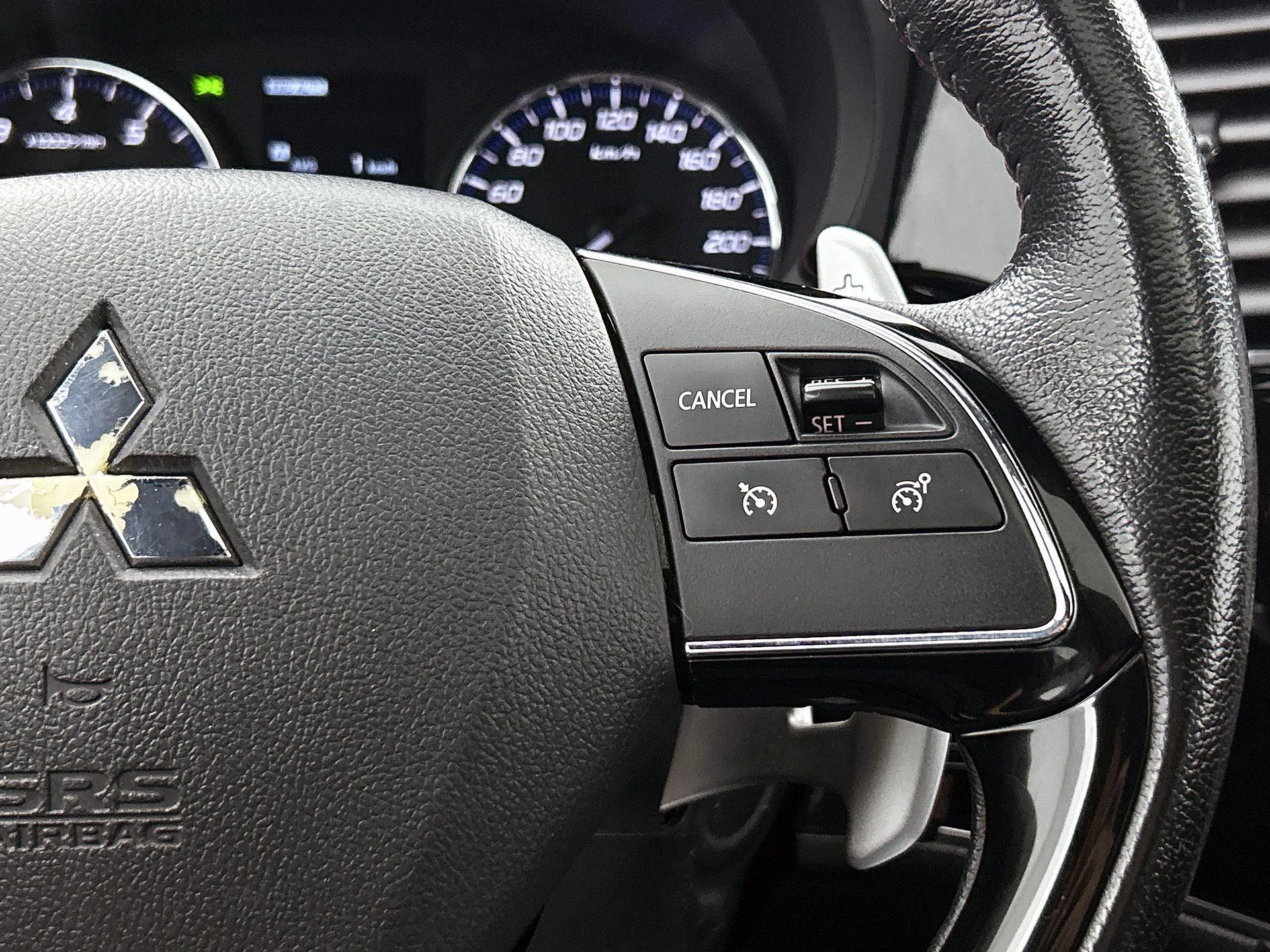 Mitsubishi-Outlander-image-5