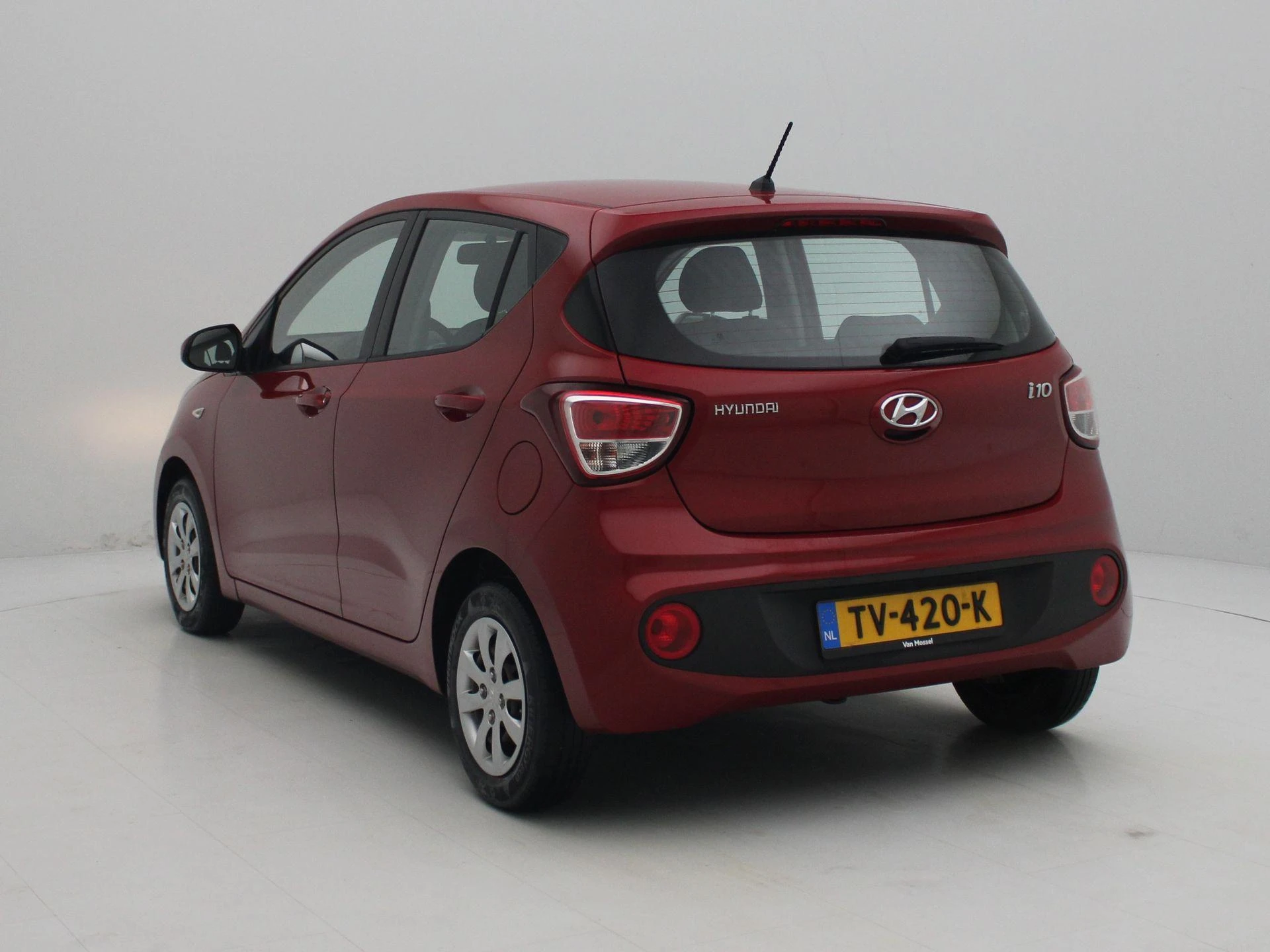 Hyundai-i10-image-2