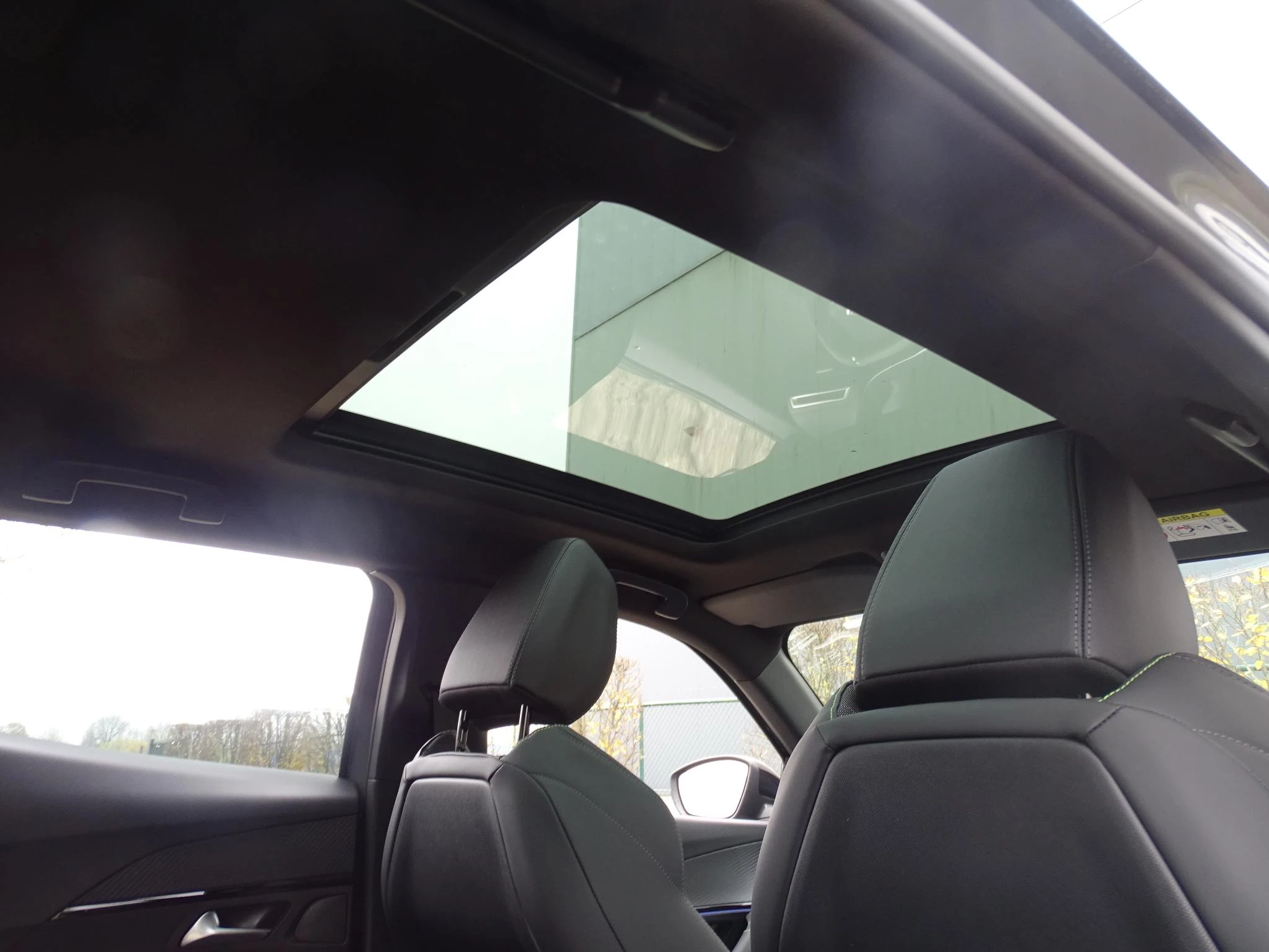 Peugeot-2008-image-25