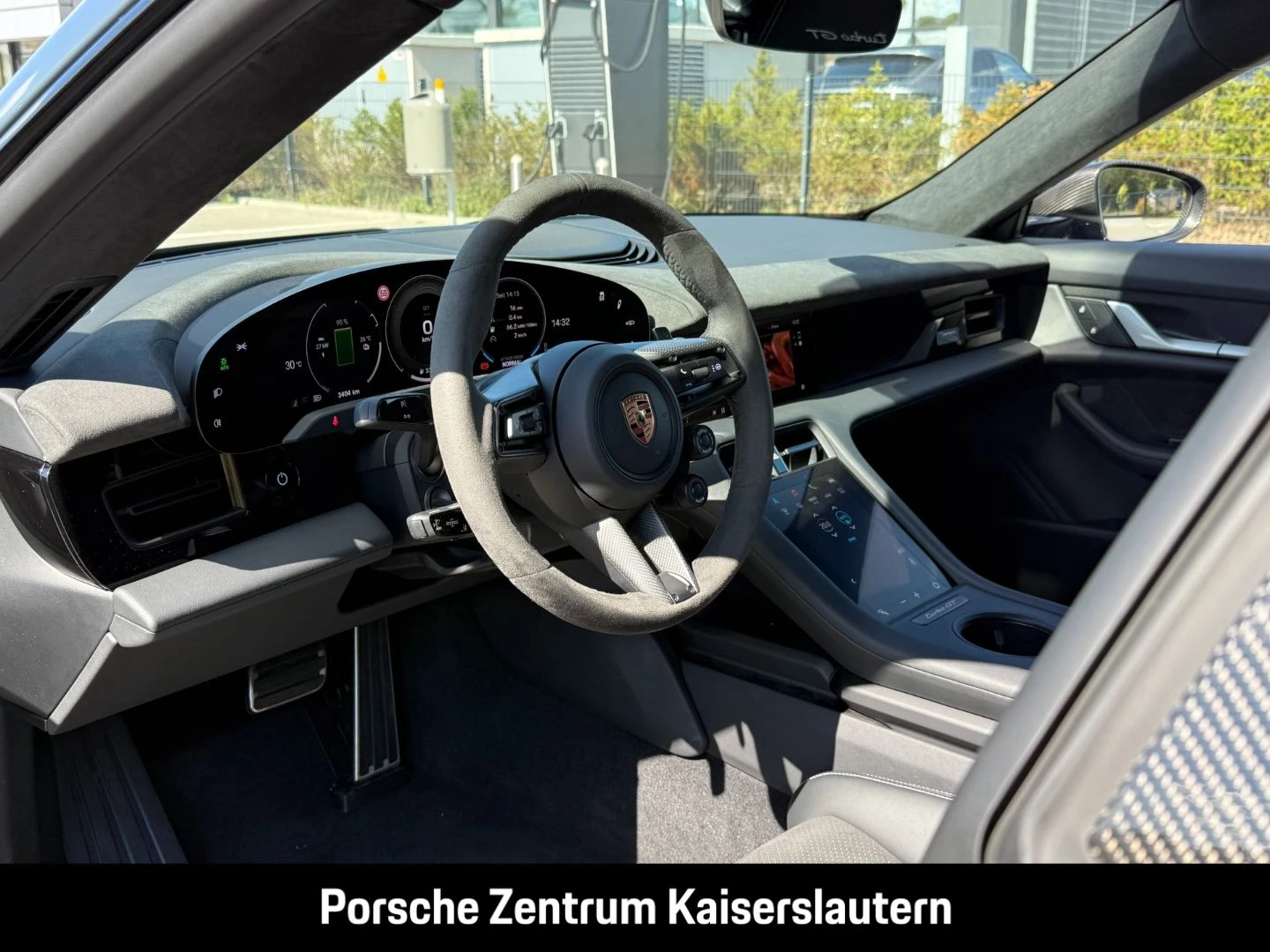 Porsche-Taycan-image-3
