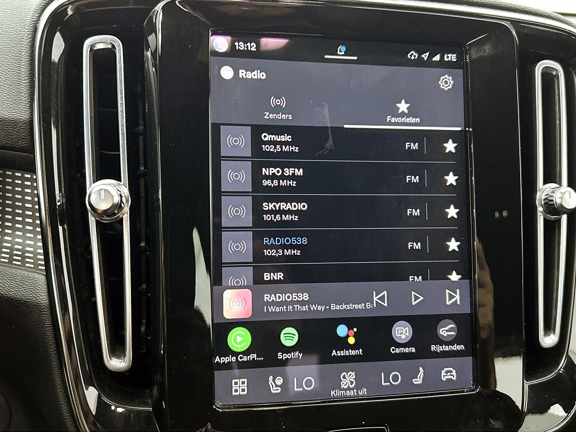 Volvo-XC40-image-28