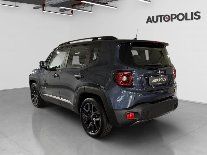 Jeep-Renegade-image-12