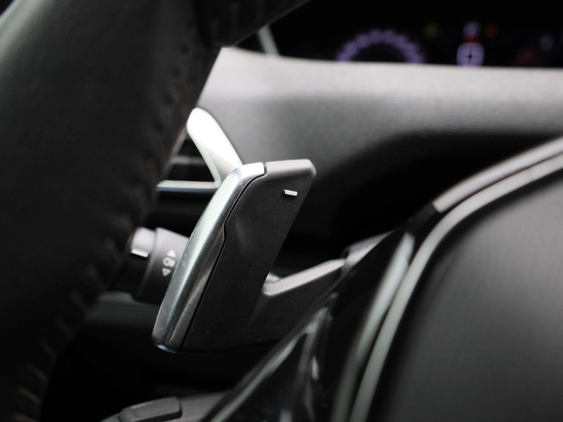 Peugeot-5008-image-24