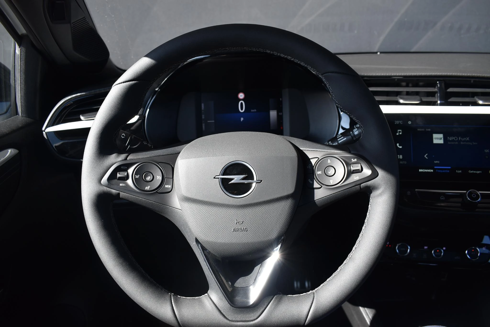 Opel-Corsa-e-image-19
